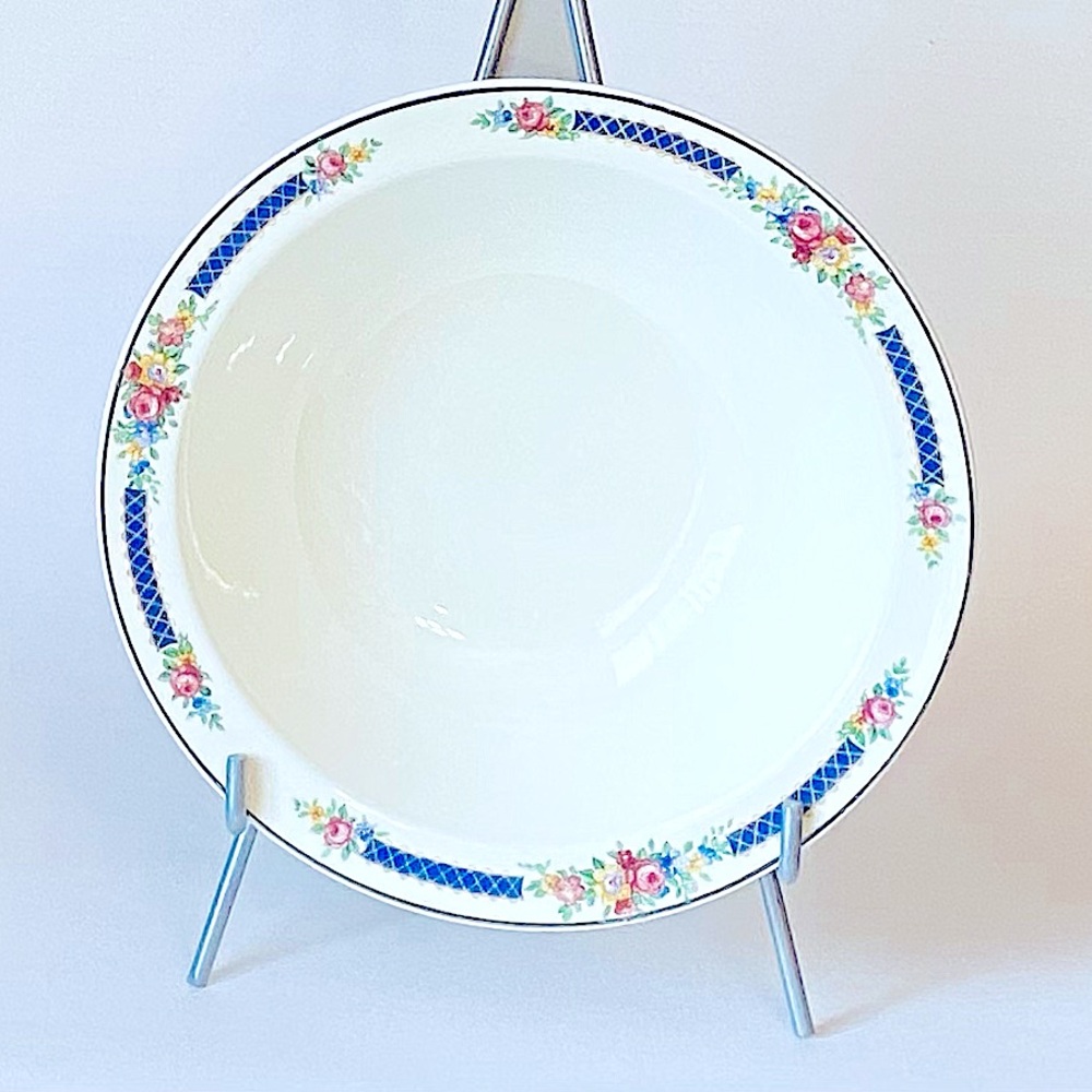 Vintage Hall's Superior Quality Serving Bowl
